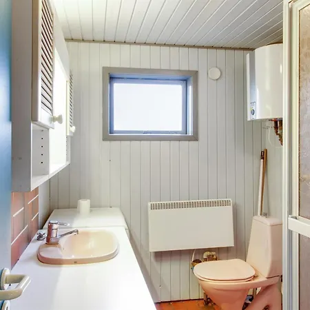 度假居 Kate - 700m To The Fjord By Interhome Hemmet