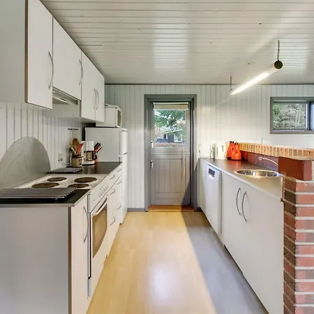Kate - 700m To The Fjord By Interhome Hemmet